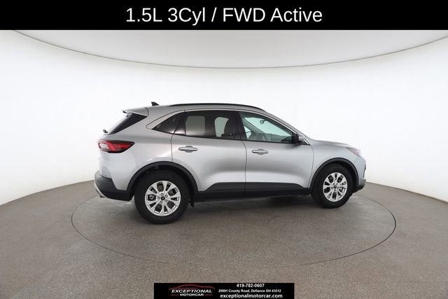 Used 2023 Ford Escape Active w/ Tech Pack #2 FWD image 21
