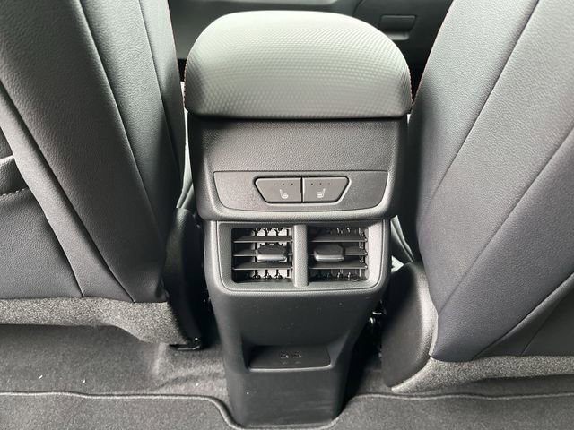 New 2026 Chevrolet Equinox RS w/ Convenience Package III AWD/4WD image 24