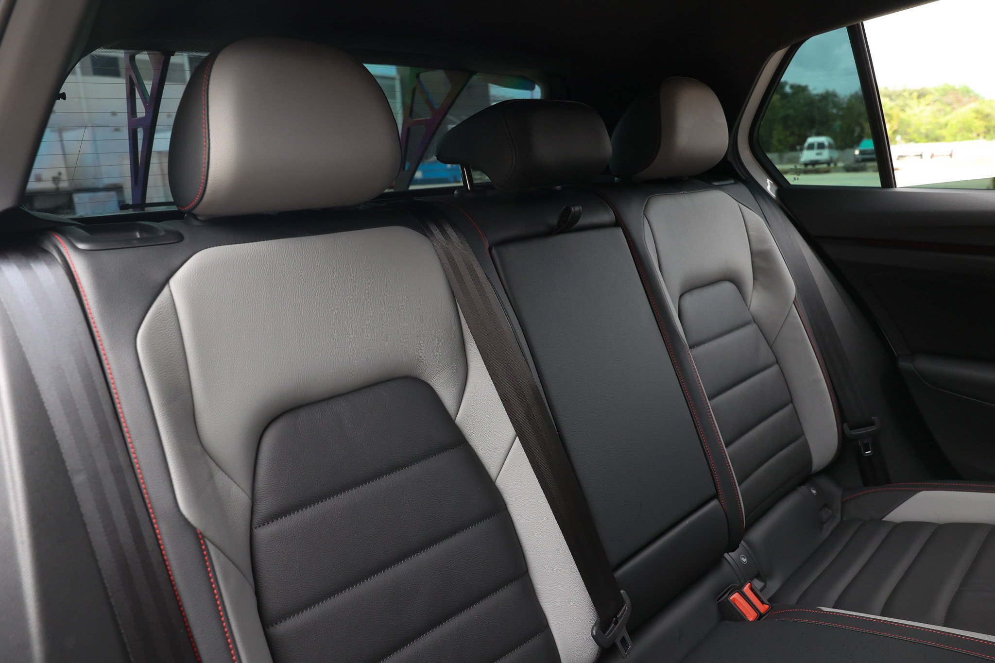 Used 2024 Volkswagen GTI SE FWD image 18