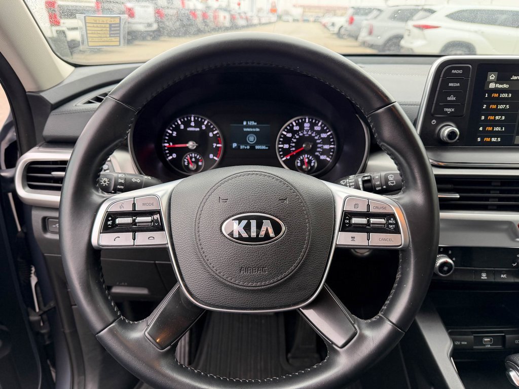 Used 2021 Kia Telluride LX image 28