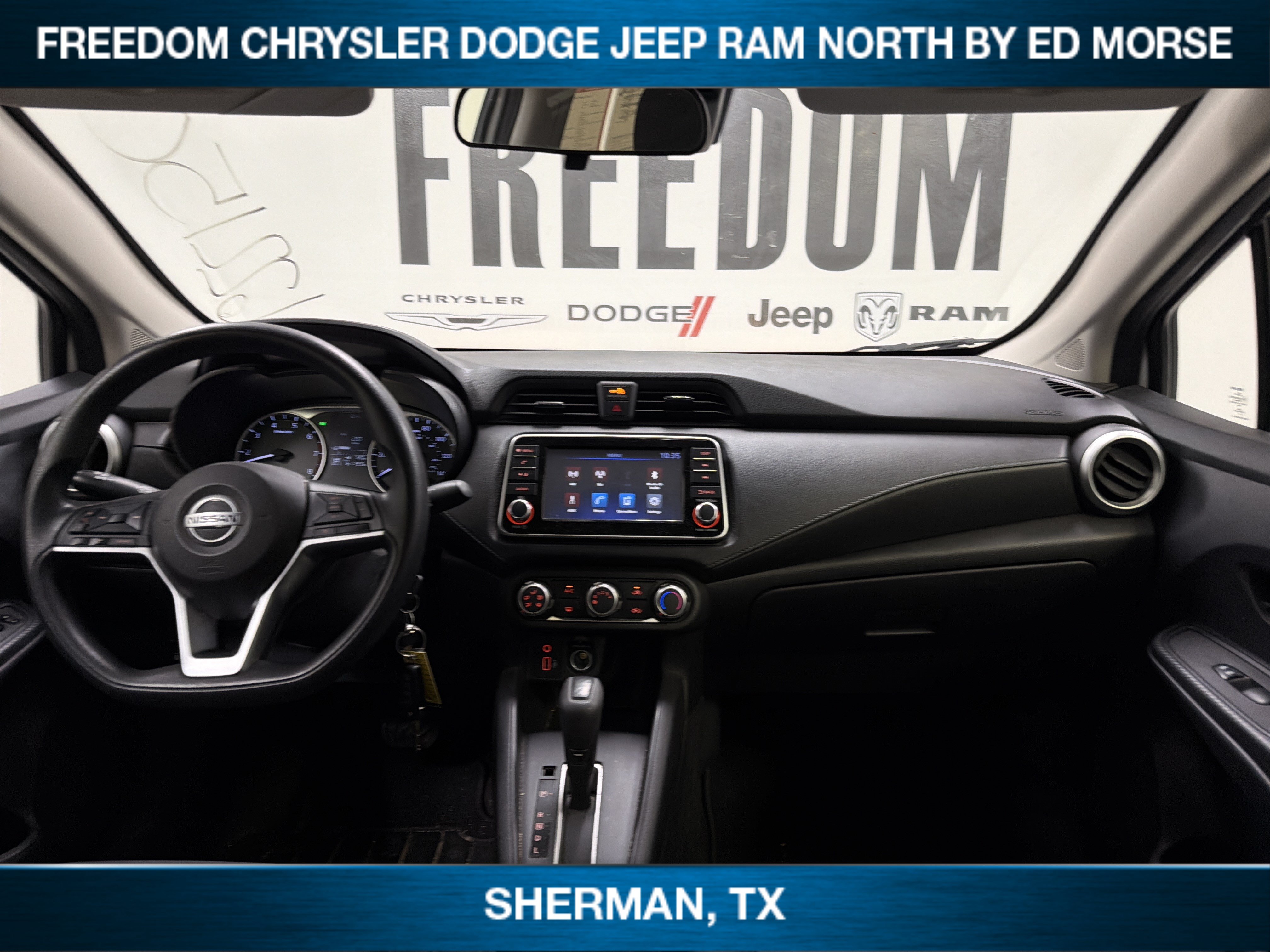 Used 2022 Nissan Versa S FWD image 11