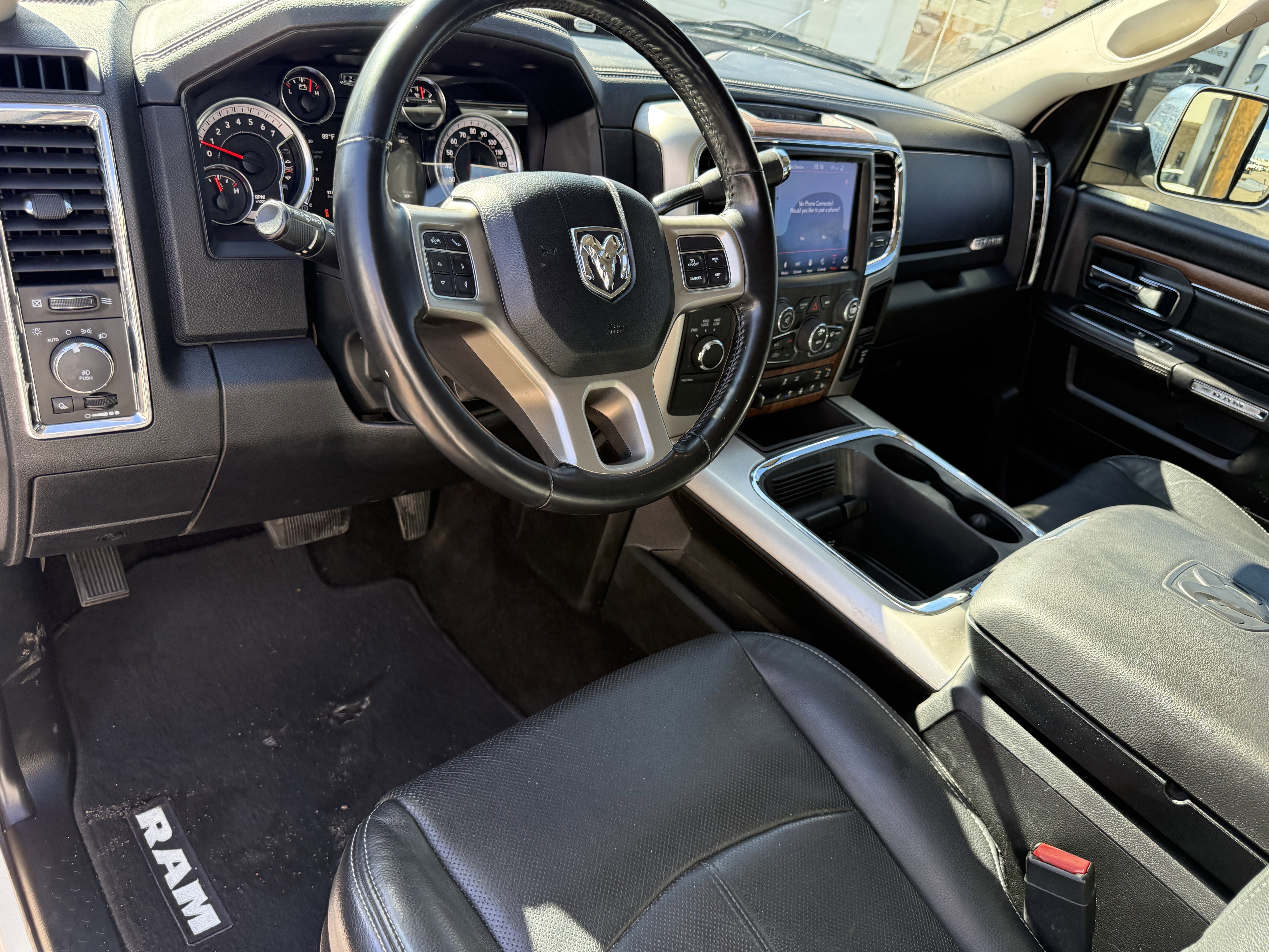 Used 2018 RAM 2500 Laramie w/ Protection Group image 12