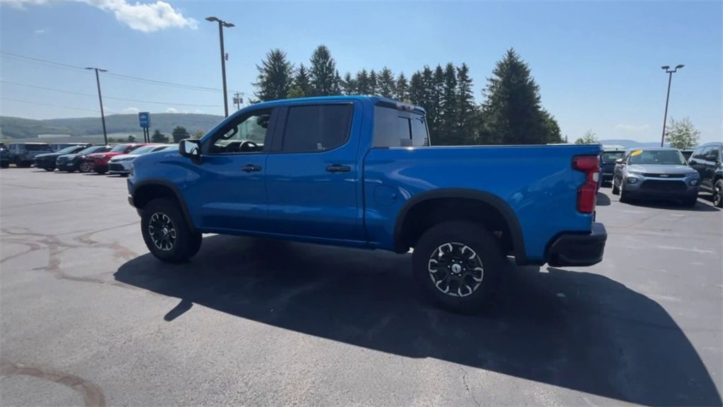 Certified 2023 Chevrolet Silverado 1500 ZR2 w/ Technology Package image 6