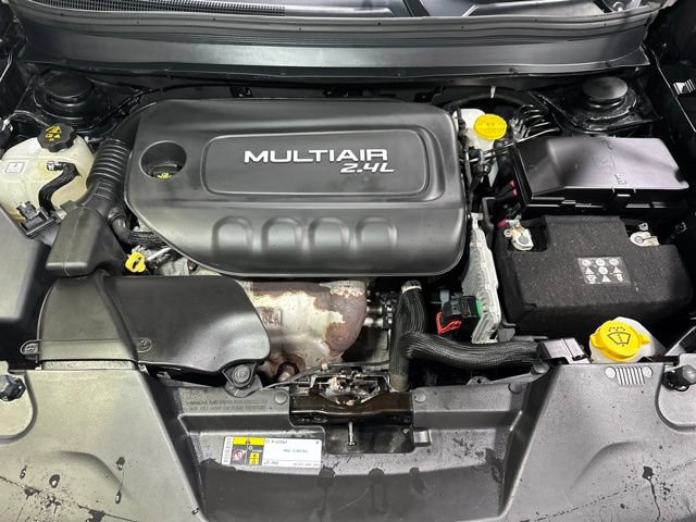 Used 2018 Jeep Cherokee Latitude w/ Safety Group AWD/4WD image 6