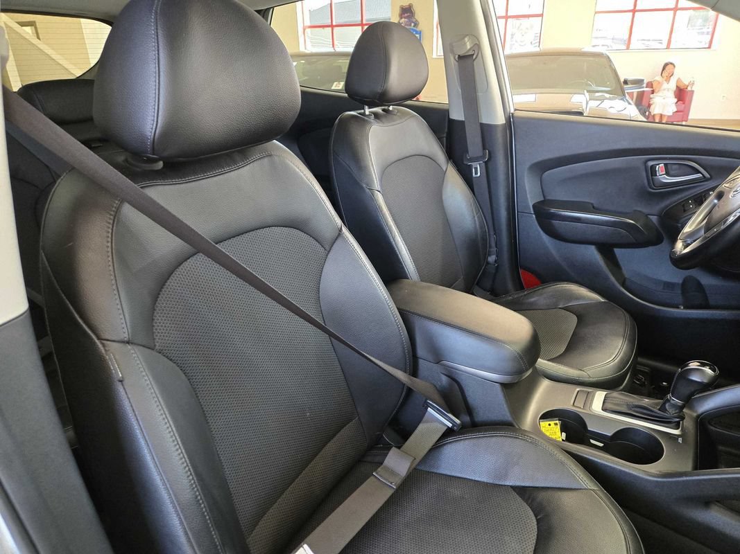 Used 2015 Hyundai Tucson SE AWD/4WD image 22