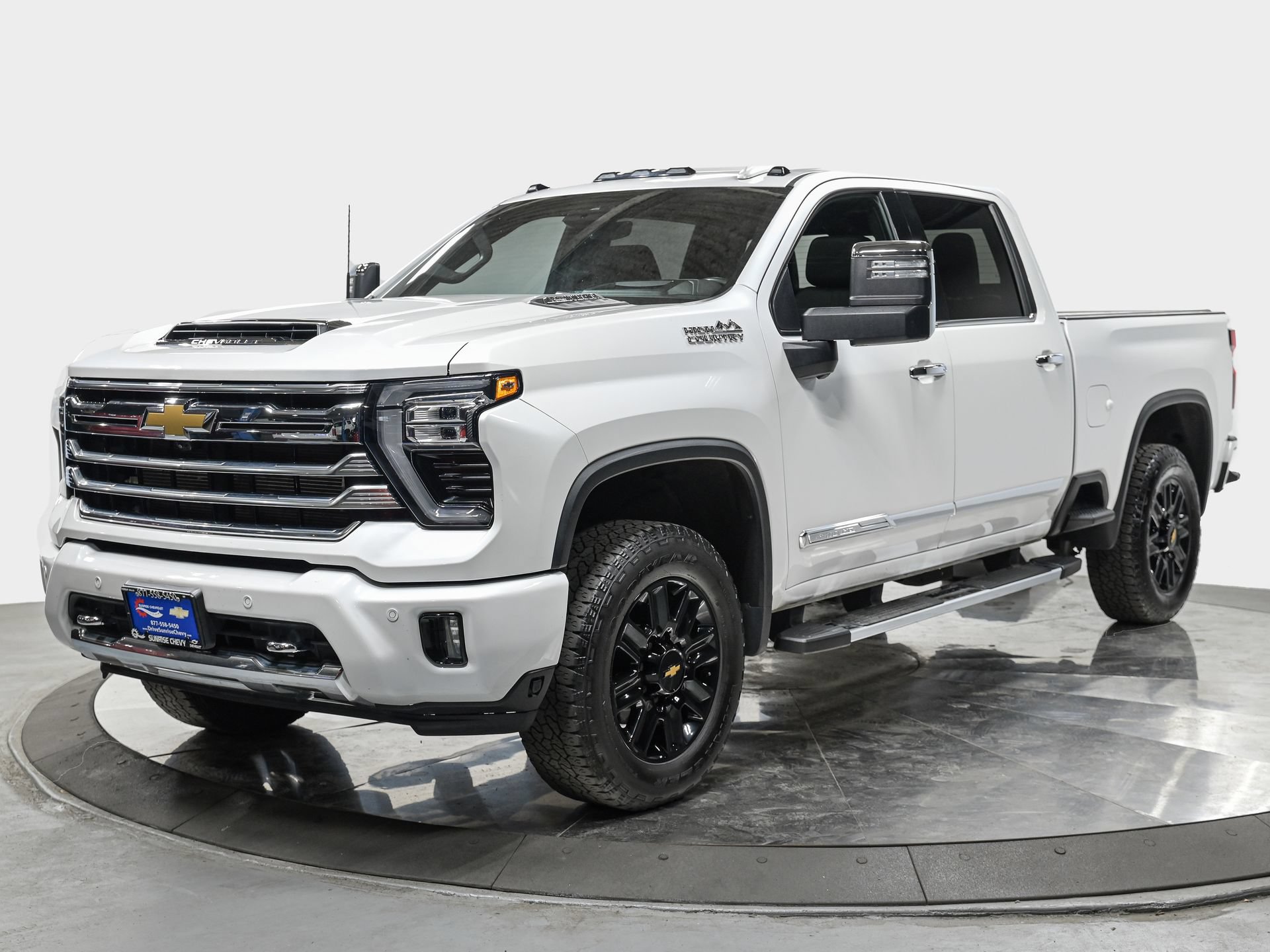Used 2024 Chevrolet Silverado 2500 High Country w/ High Country Premium Package AWD/4WD video 1
