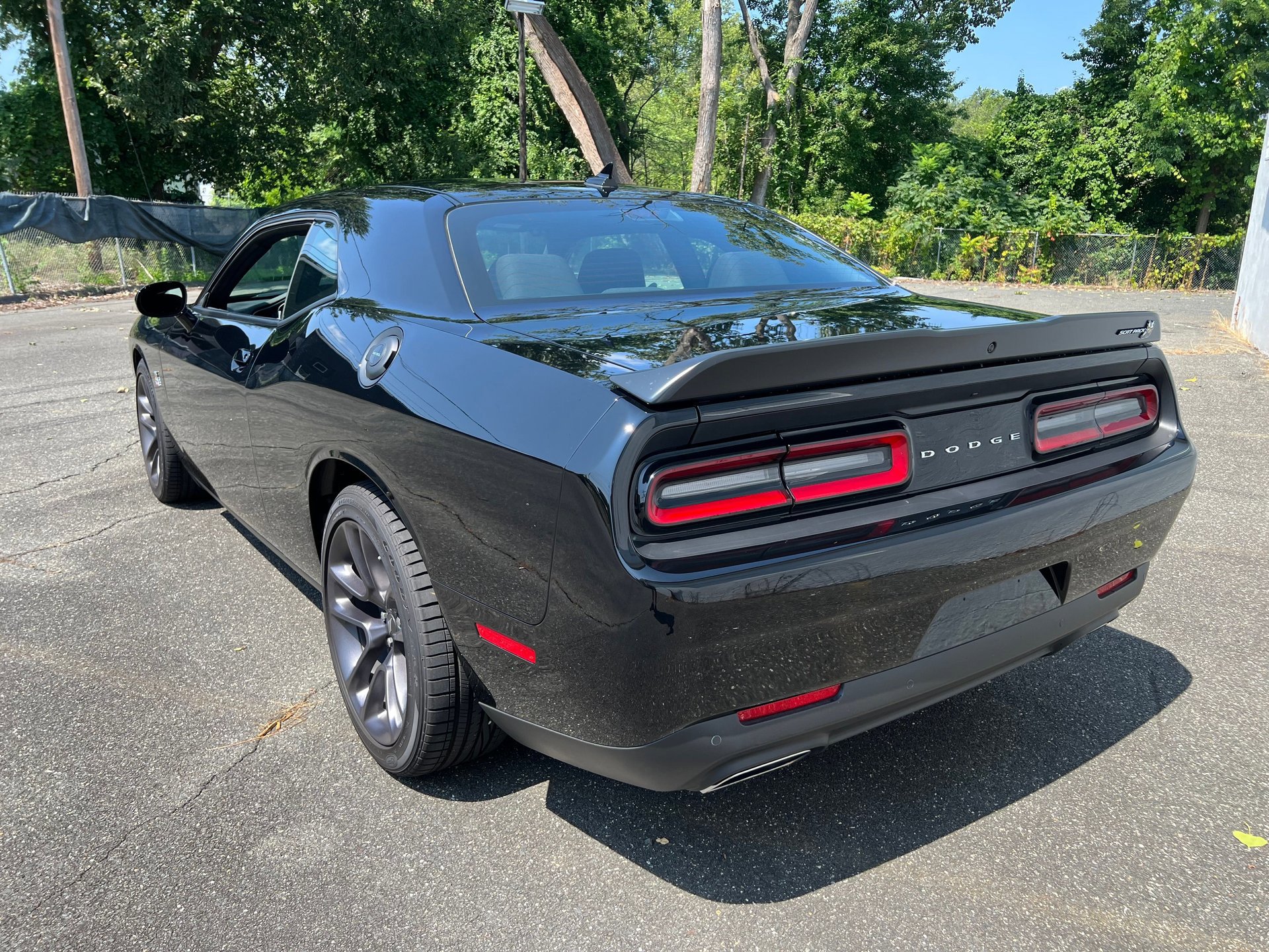 Used 2022 Dodge Challenger R/T Scat Pack image 9