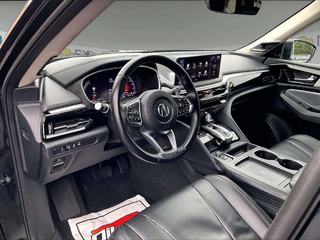 Used 2025 Acura MDX w/ Technology Package AWD/4WD image 8
