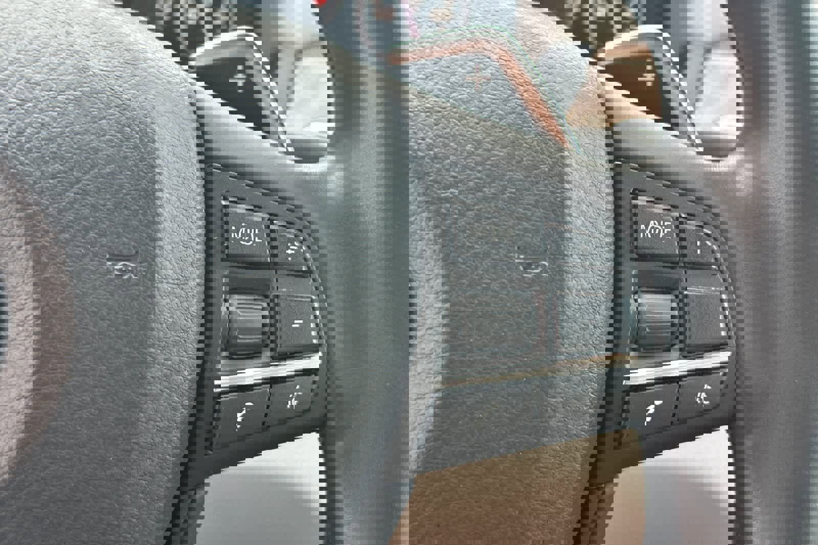 Used 2013 BMW 750Li image 27