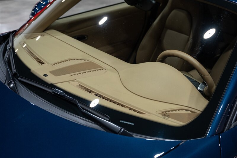 Used 2014 Porsche 911 Carrera 4 AWD/4WD image 17