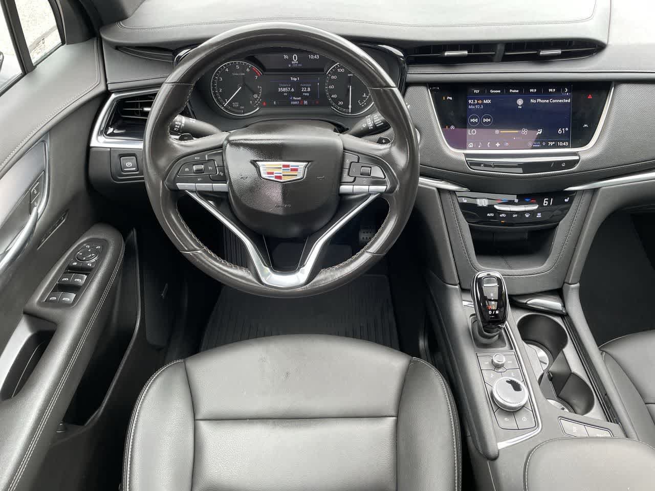 Certified 2024 Cadillac XT6 Luxury AWD/4WD image 11