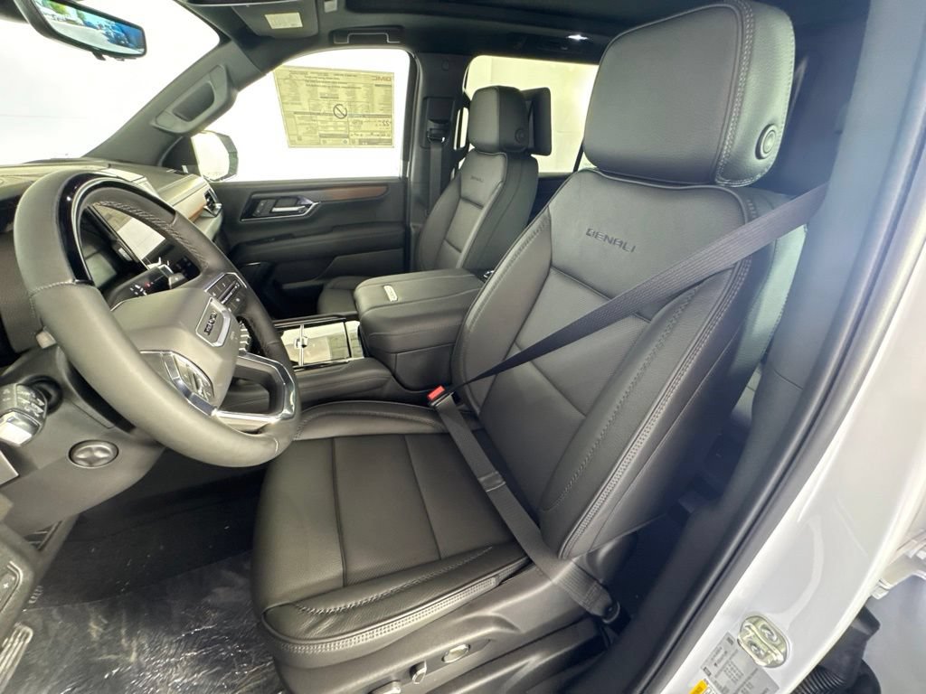 New 2026 GMC Yukon XL Denali w/ Denali Reserve Package AWD/4WD image 21
