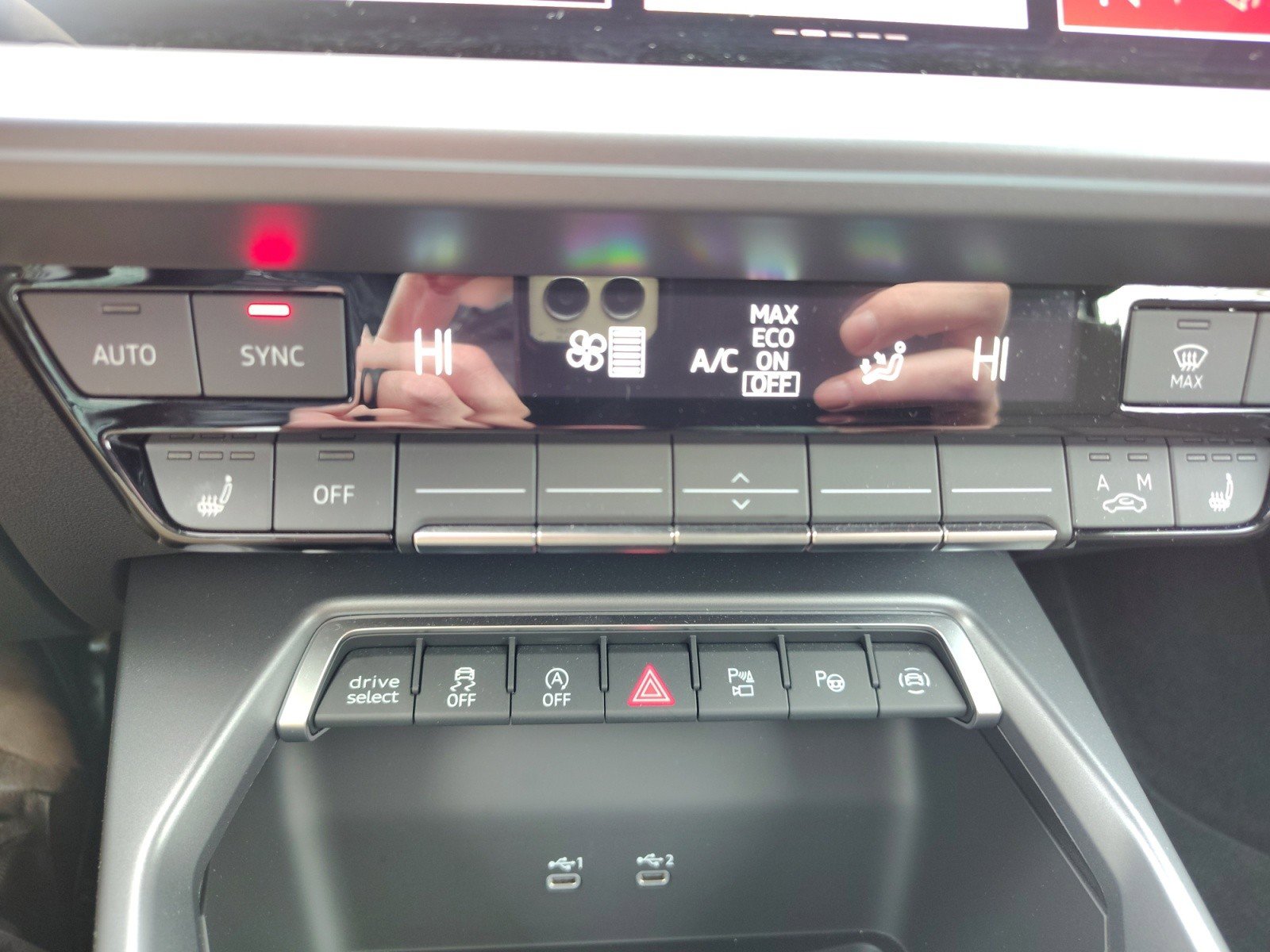 Used 2025 Audi A3 2.0T Premium Plus w/ Premium Plus Package image 26