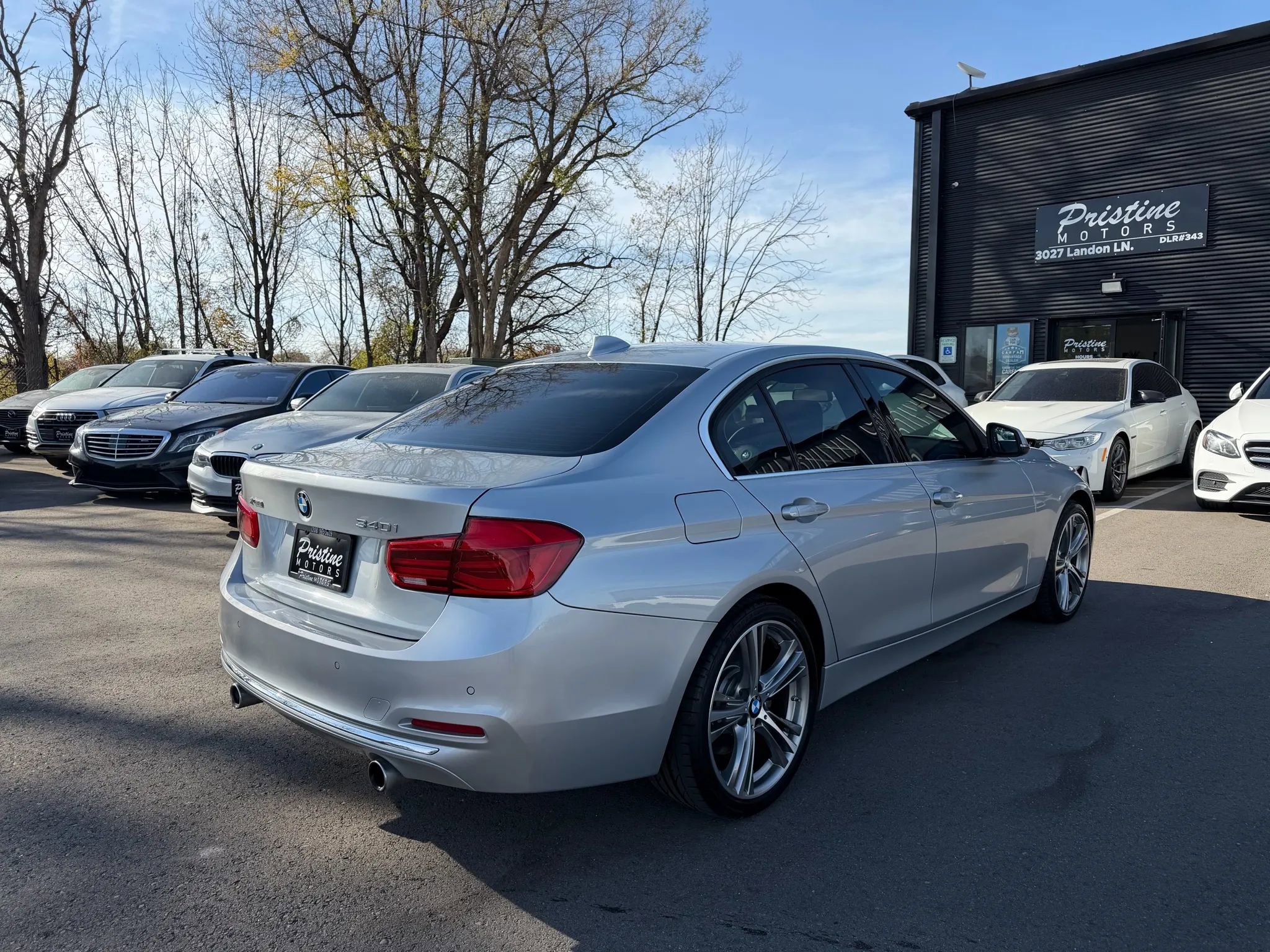 Used 2016 BMW 340i xDrive Sedan image 4