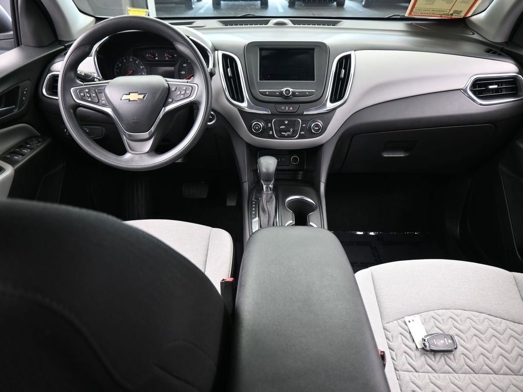 Used 2023 Chevrolet Equinox LS image 38