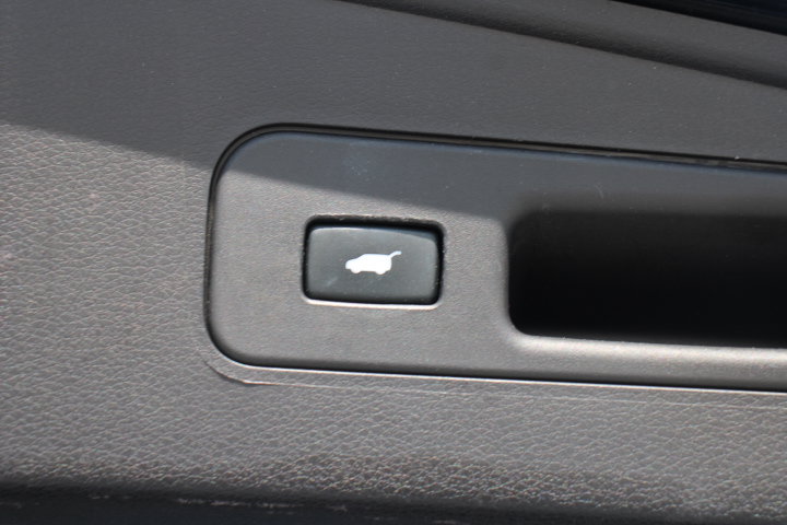Used 2014 Acura MDX SH-AWD image 18