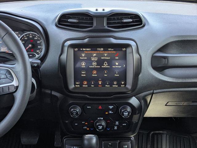 Certified 2023 Jeep Renegade Latitude AWD/4WD image 16