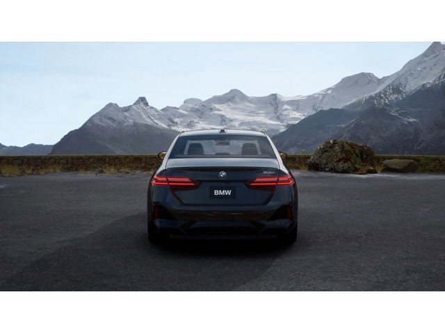 New 2027 BMW 530i RWD image 5
