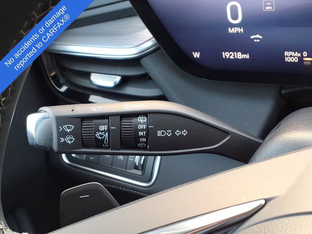 Used 2025 Buick Enclave Preferred image 21