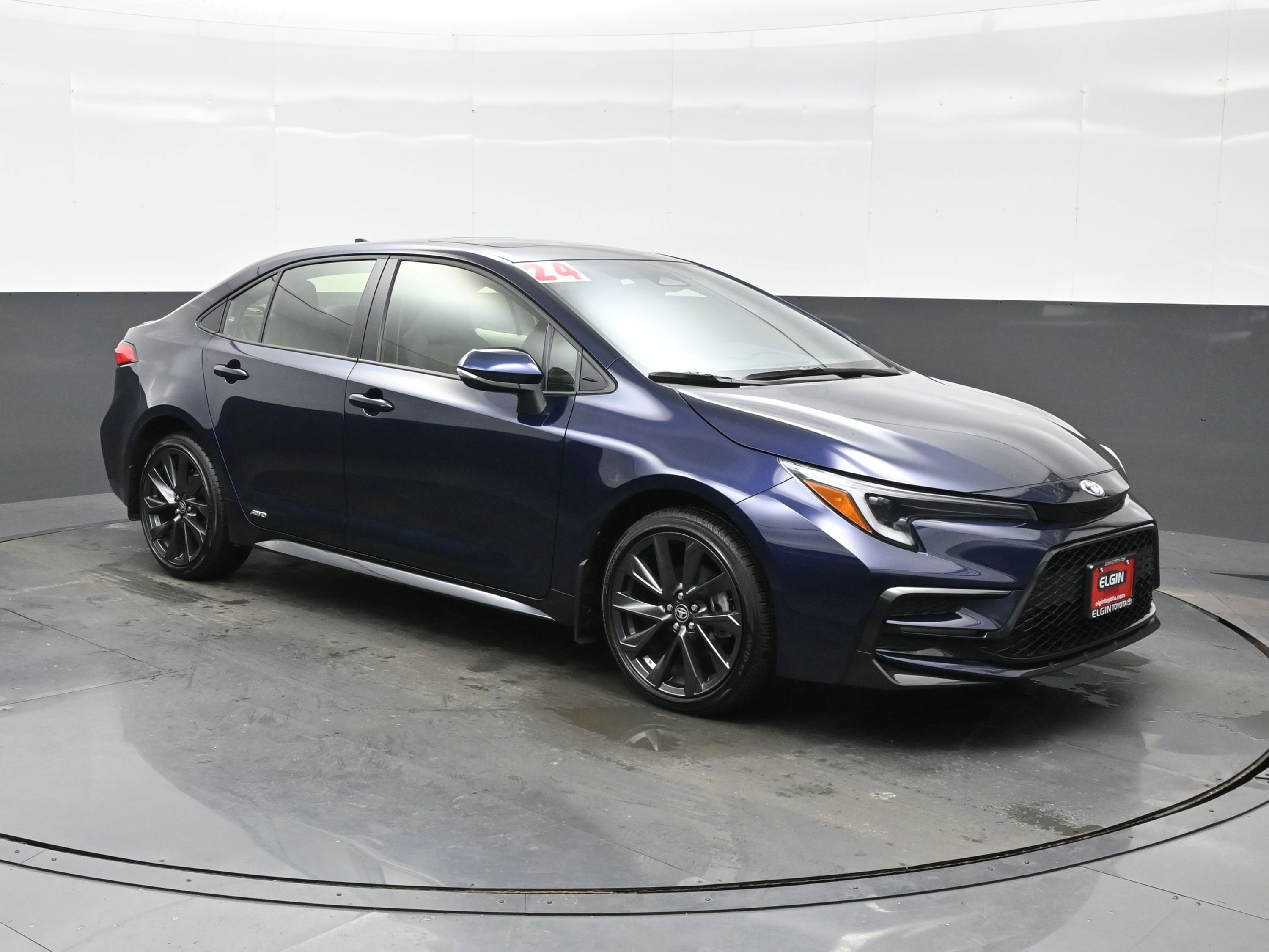 Used 2024 Toyota Corolla SE image 8