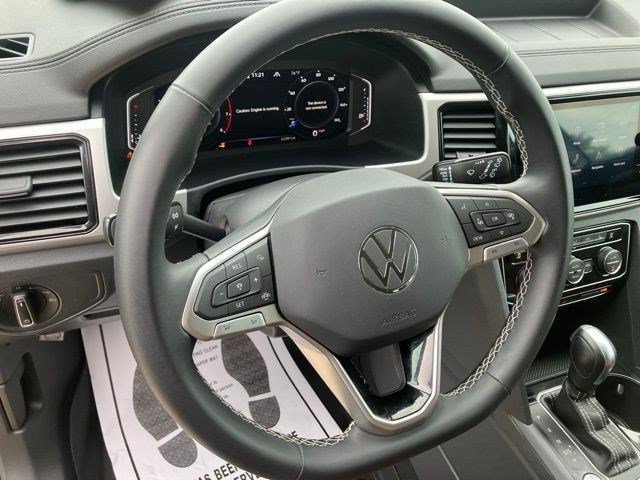 Used 2023 Volkswagen Atlas SE AWD/4WD image 12