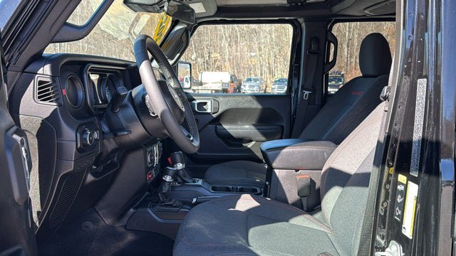 Certified 2025 Jeep Wrangler Unlimited Rubicon AWD/4WD image 11