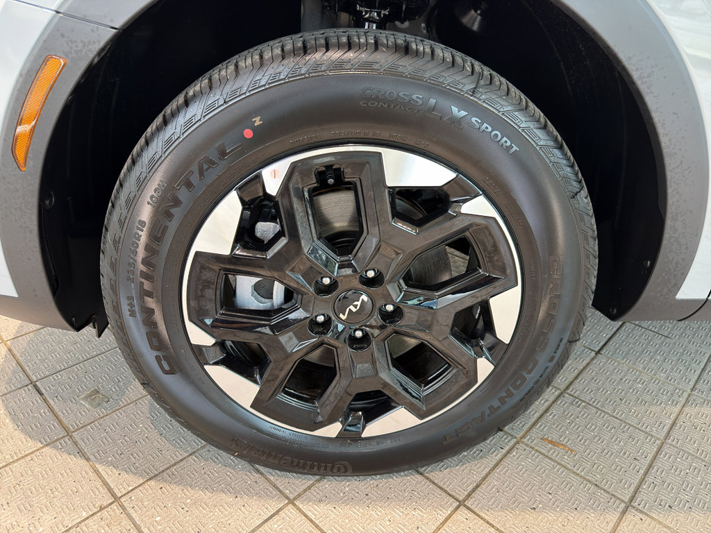 New 2026 Kia Sorento S image 9