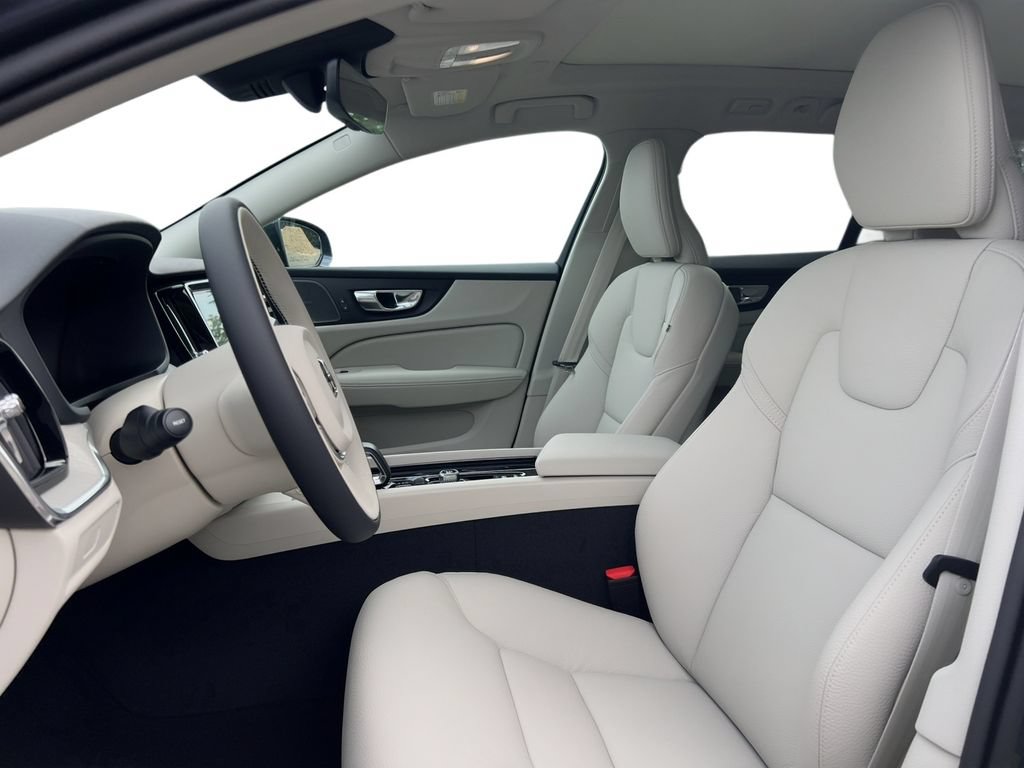 New 2026 Volvo V60 B5 Cross Country Plus w/ Protection Package Premier AWD/4WD image 6