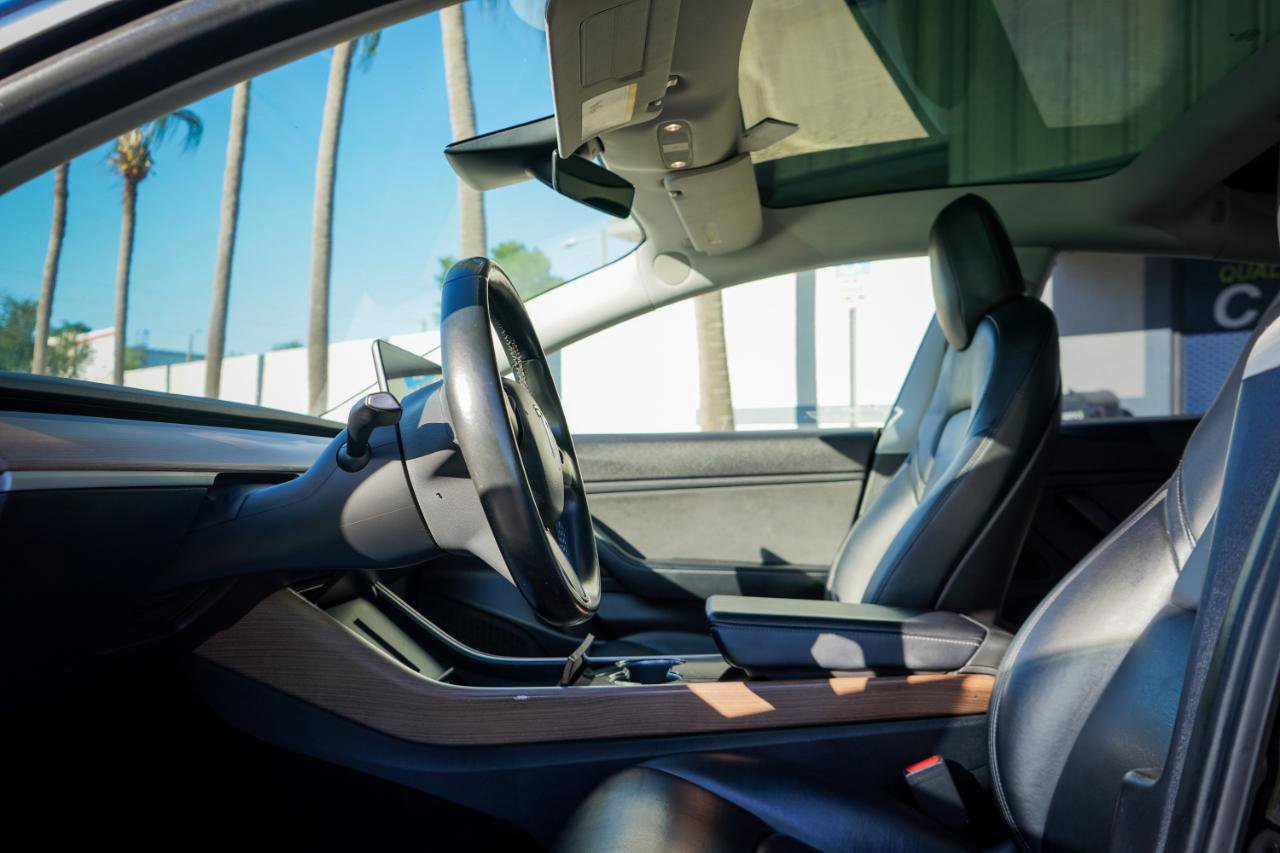 Used 2019 Tesla Model 3 Mid Range image 7