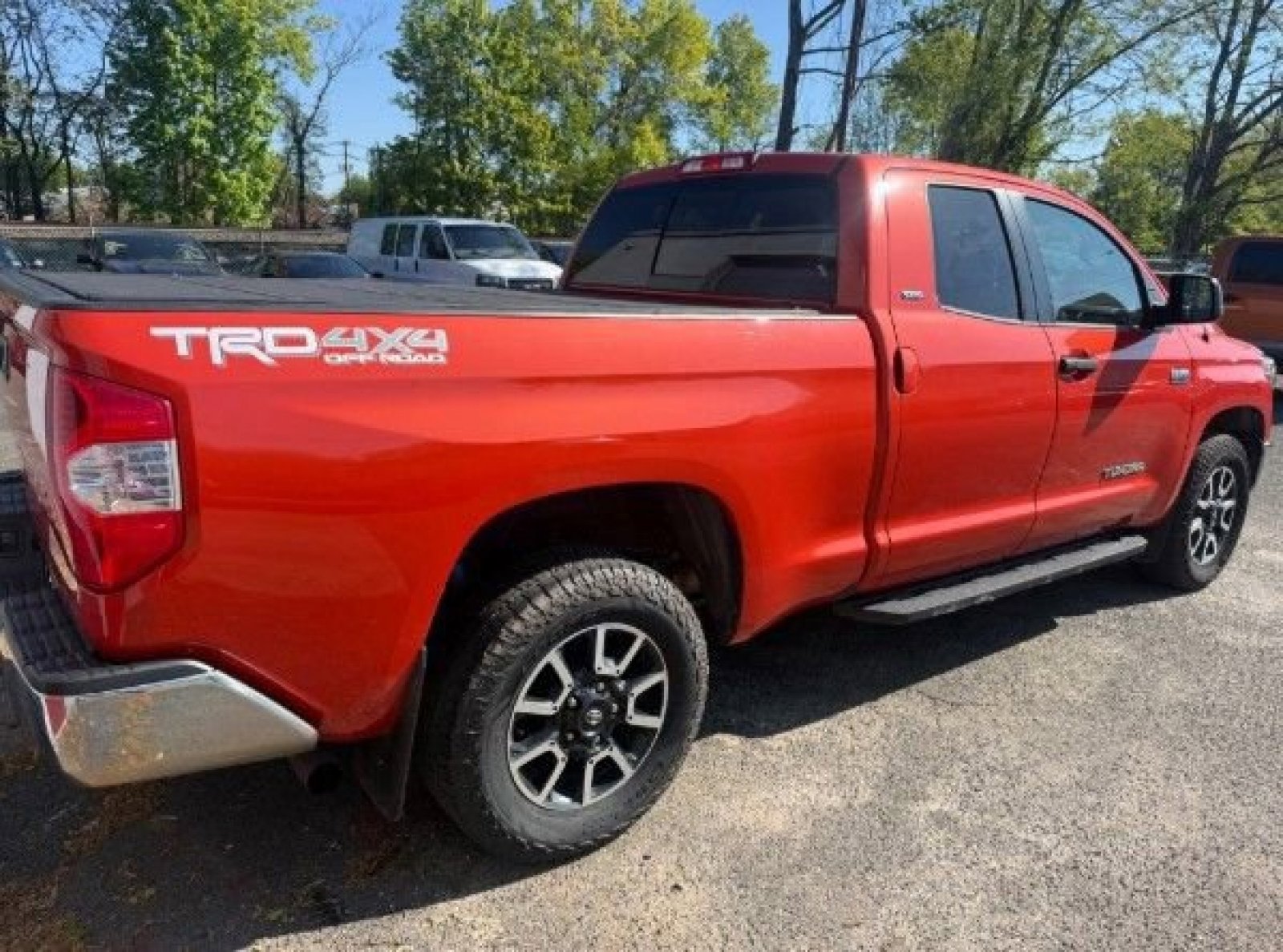Used 2018 Toyota Tundra SR5 w/ TRD Off Road Package AWD/4WD image 4