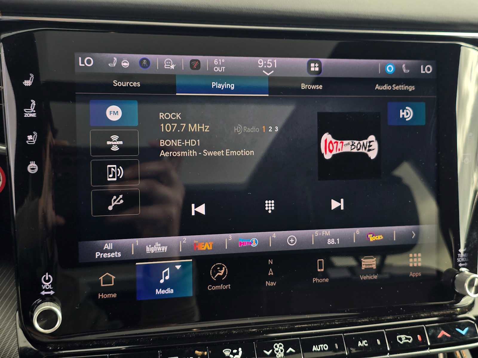 Used 2024 Jeep Grand Wagoneer L Series III w/ Quick Order Packagew 28T image 29