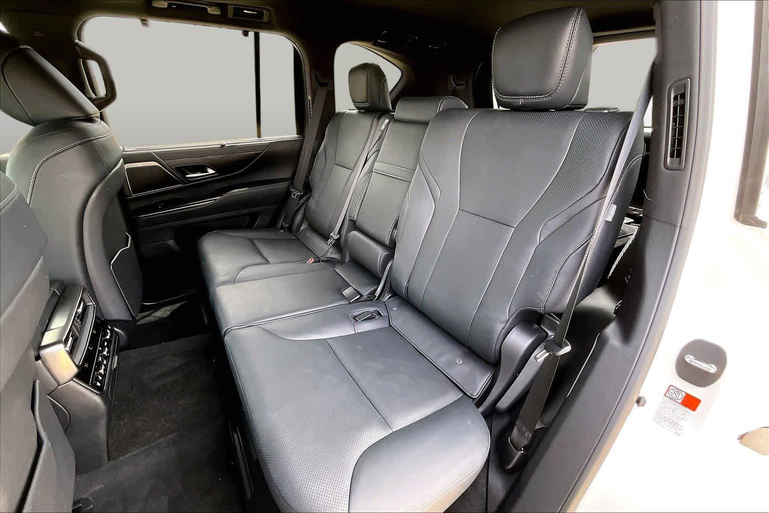 Certified 2025 Lexus LX 700h Luxury w/ Appearance Package AWD/4WD image 21