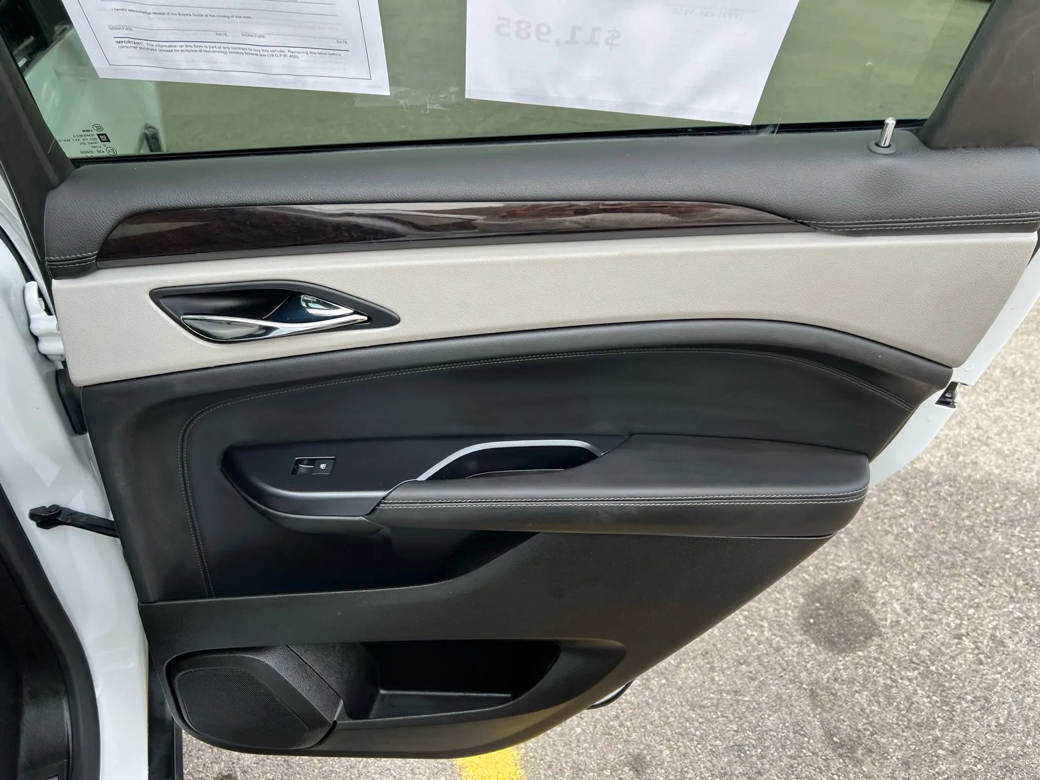 Used 2013 Cadillac SRX Premium image 22