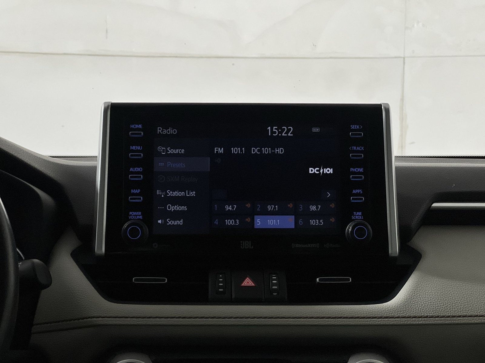 Used 2019 Toyota RAV4 XLE Premium FWD image 18