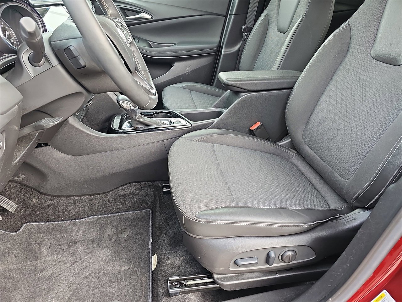 Certified 2023 Buick Encore GX Preferred w/ Cold Weather Comfort Package image 15