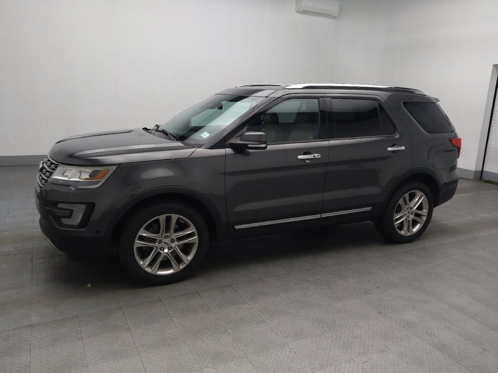 Used 2017 Ford Explorer Limited w/ Equipment Group 301A image 2