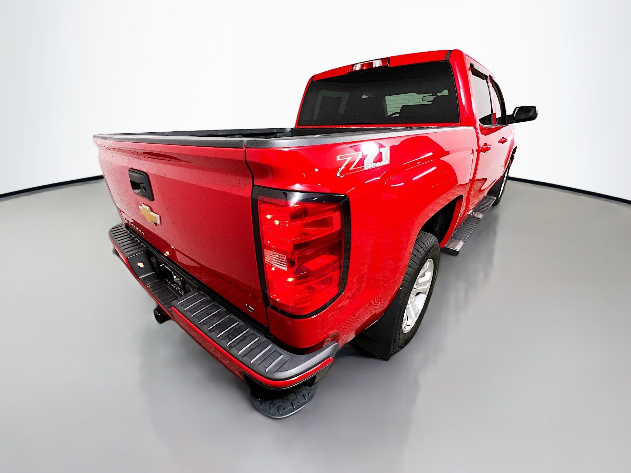 Used 2018 Chevrolet Silverado 1500 LT w/ All Star Edition image 4