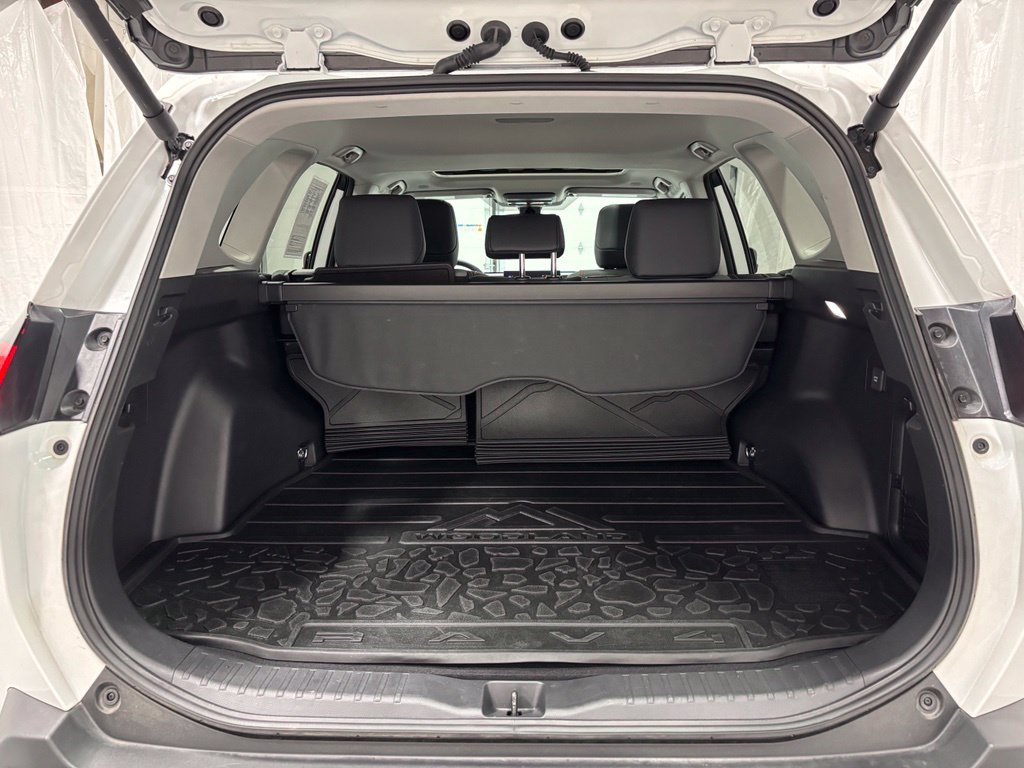 Used 2026 Toyota RAV4 AWD image 46