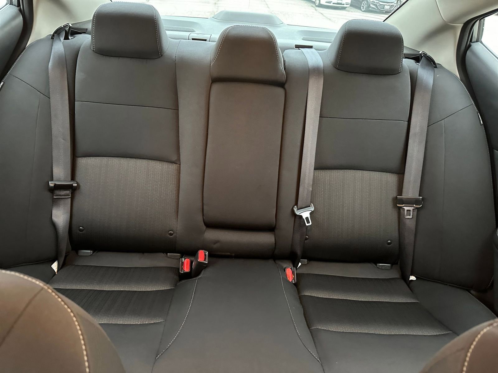 Used 2025 Nissan Altima 2.5 SV image 37