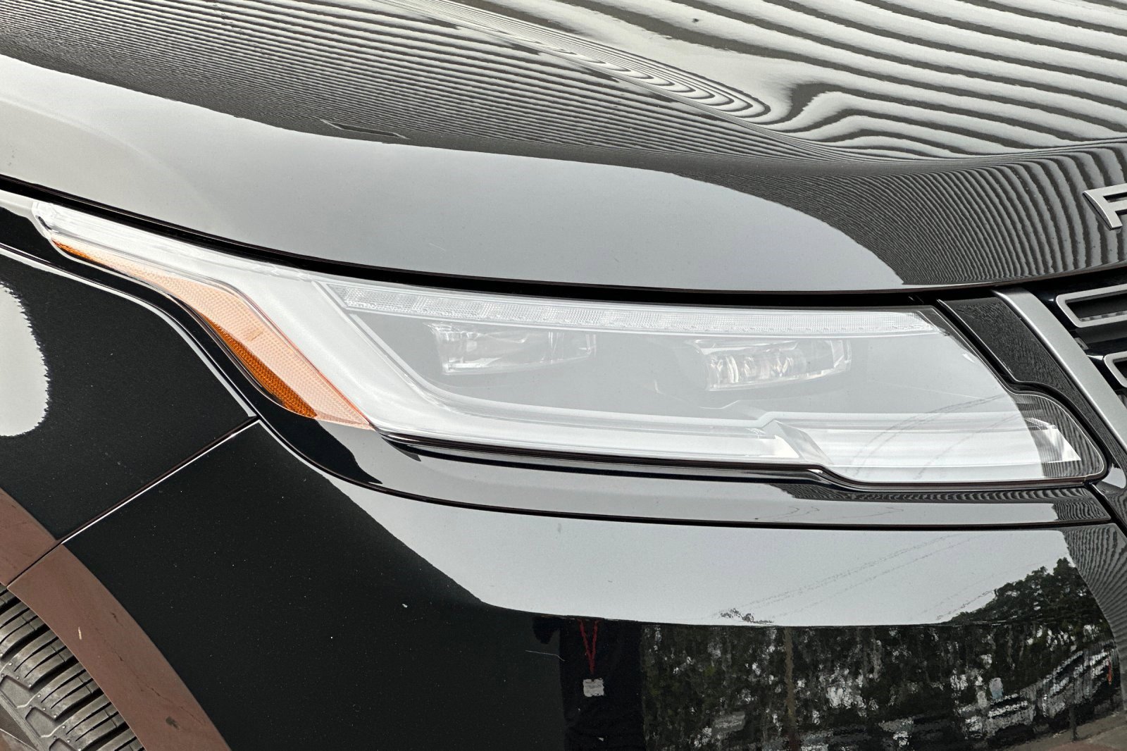 Used 2026 Land Rover Range Rover Velar S image 12