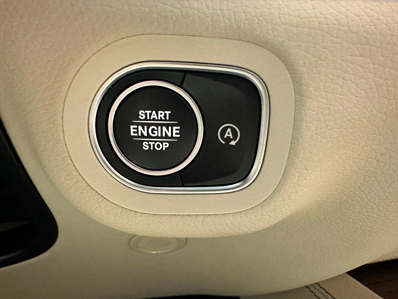 Certified 2024 Mercedes-Benz GLS 450 4MATIC image 22