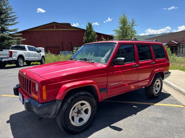 Used 2001 Jeep Cherokee Sport image 4