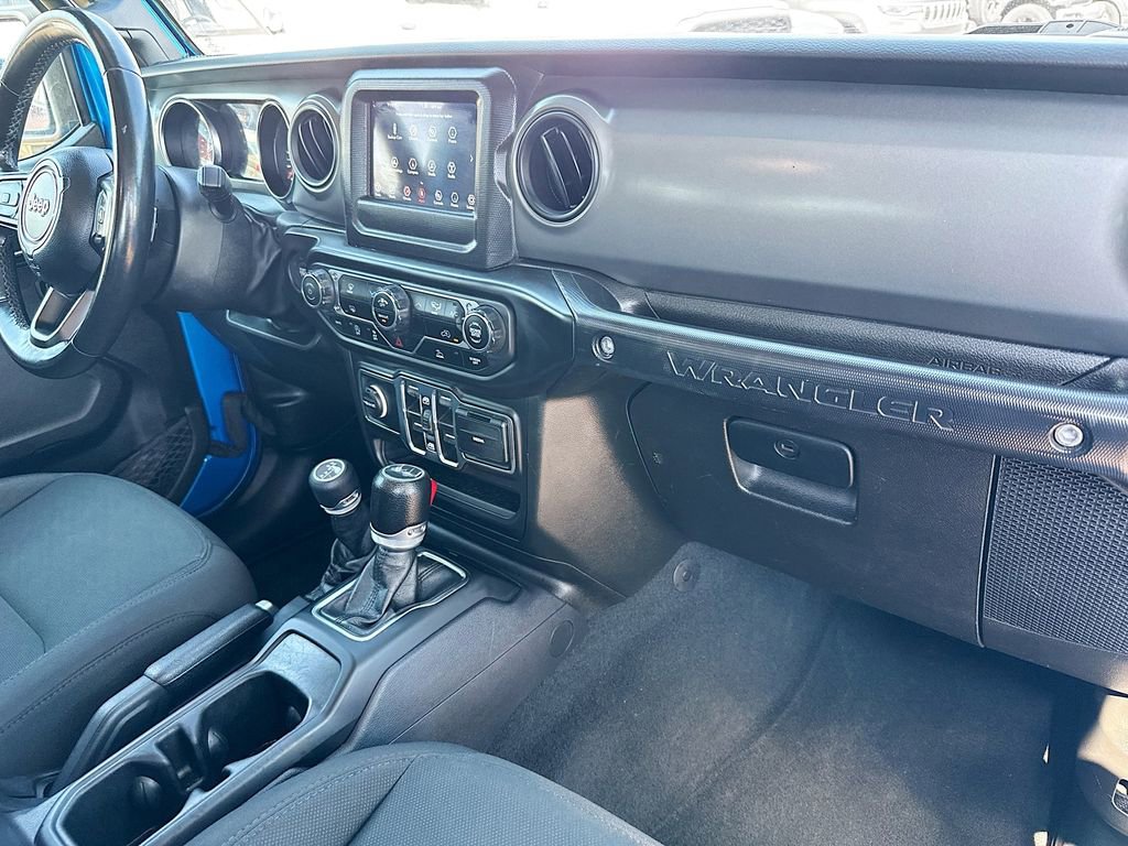 Used 2022 Jeep Wrangler Unlimited Sport image 32