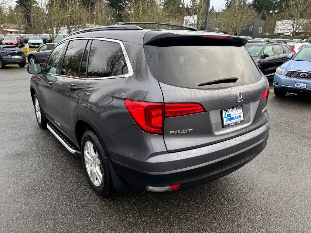 Used 2016 Honda Pilot LX image 7