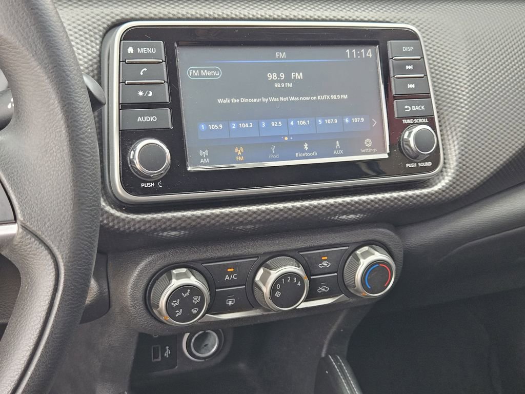 Used 2018 Nissan Kicks S w/ Exterior Package image 15