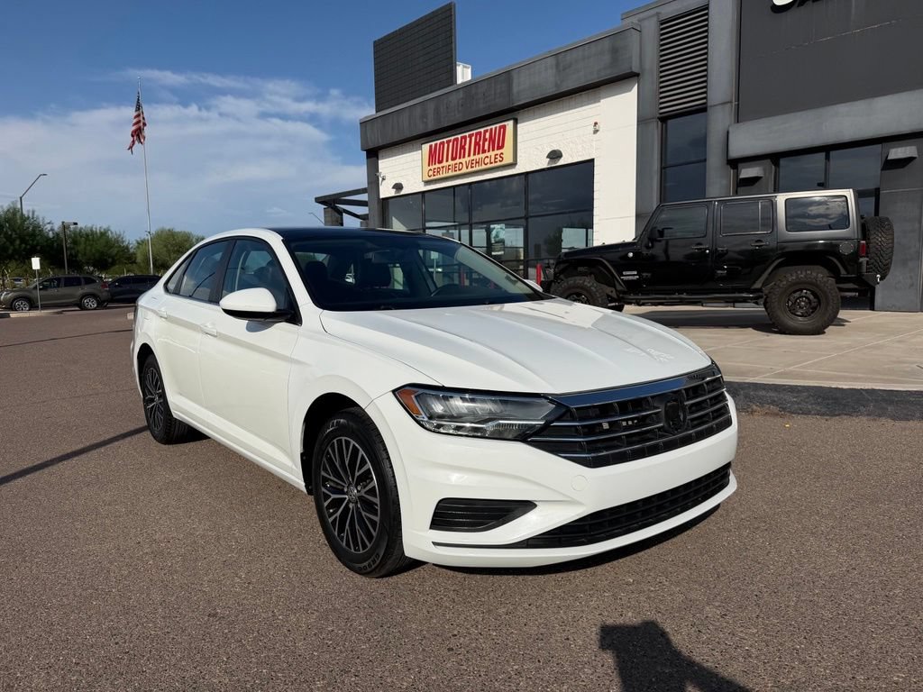 Used 2020 Volkswagen Jetta SE FWD image 1