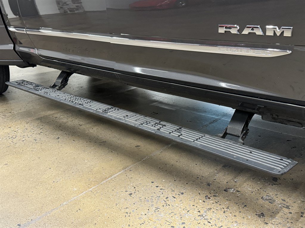 Used 2019 RAM 3500 Limited AWD/4WD image 22