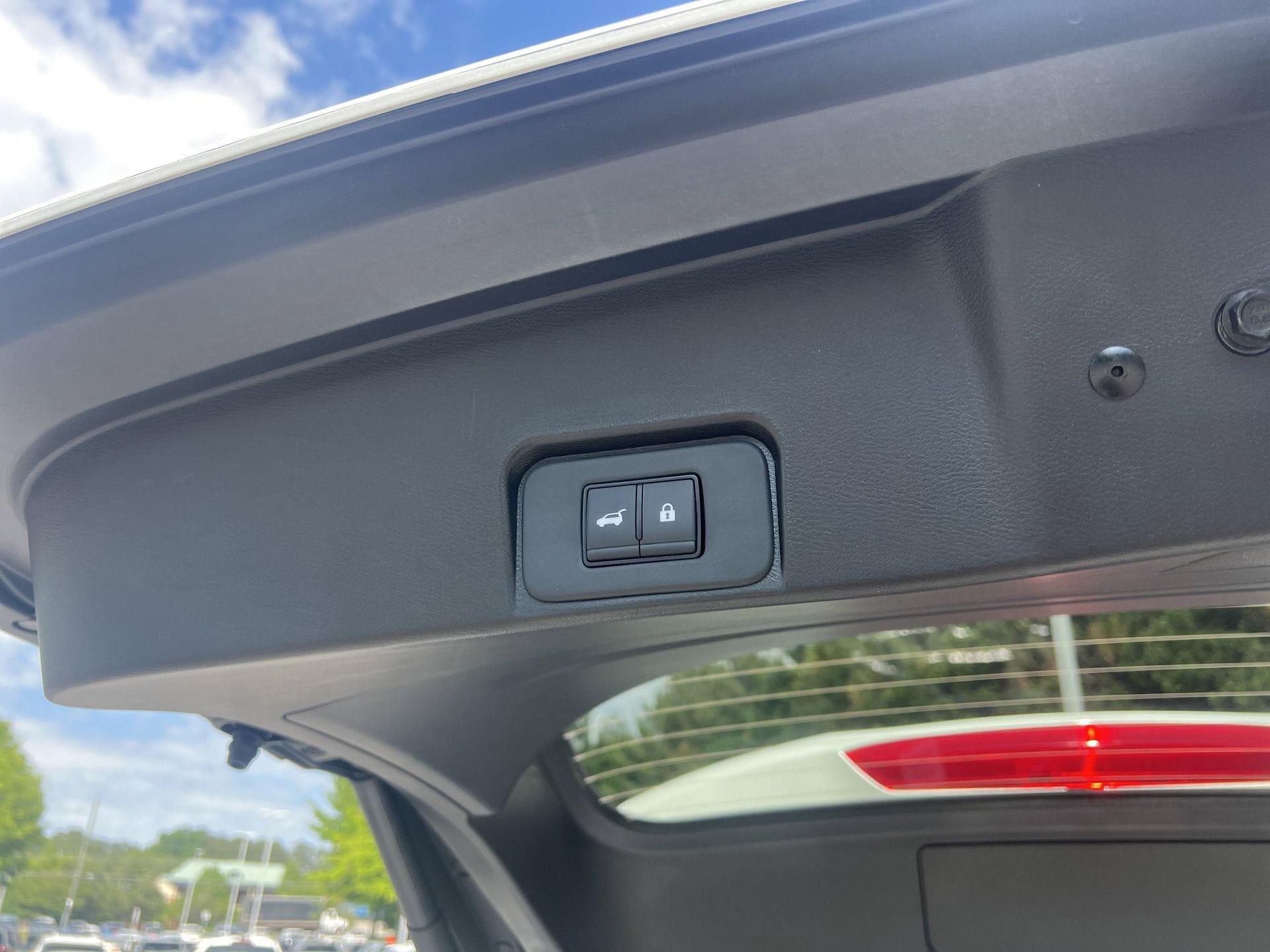 New 2026 Nissan Rogue Dark Armor FWD image 21