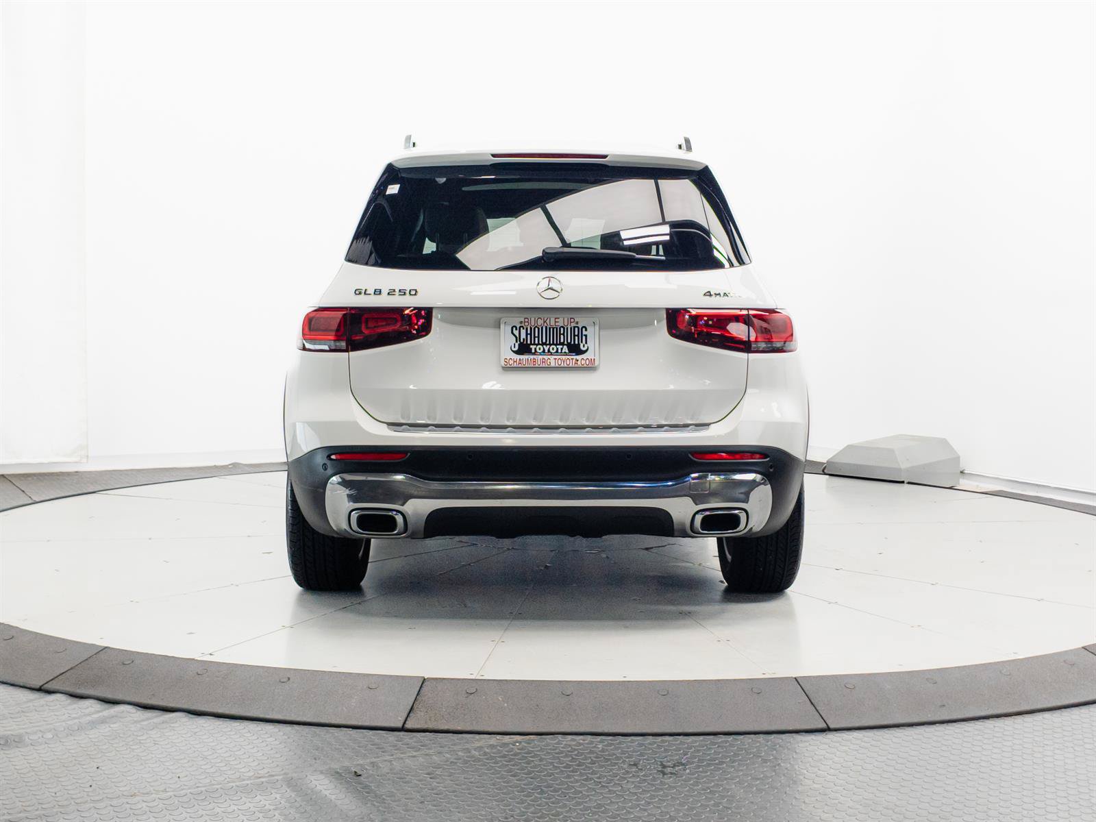 Used 2021 Mercedes-Benz GLB 250 4MATIC image 10