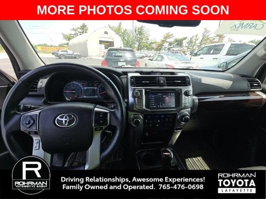 Used 2016 Toyota 4Runner SR5 AWD/4WD image 9